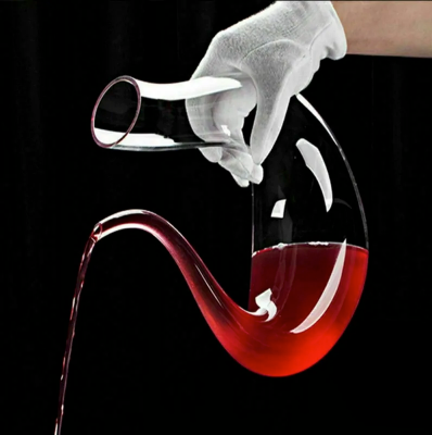Elegante U-förmige 1500-ml-Weinkaraffe aus Kristall